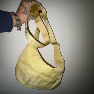 Medium nylon crescent baggu